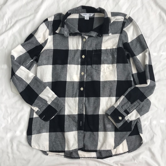 Old Navy classic buffalo plaid cotton button down - Picture 3 of 4